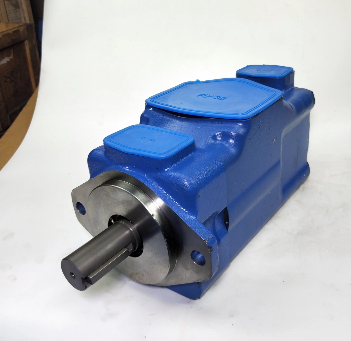 เครื่องอัดเศษกระดาษแนวนอน รุ่น LW1580E